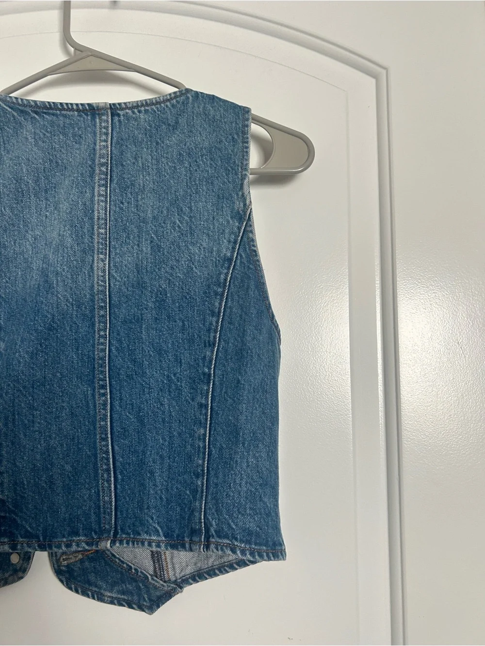 Aritzia Denim Forum The 90's Mia Denim Vest Size S Boho Western Festival Chic - Picture 11 of 13